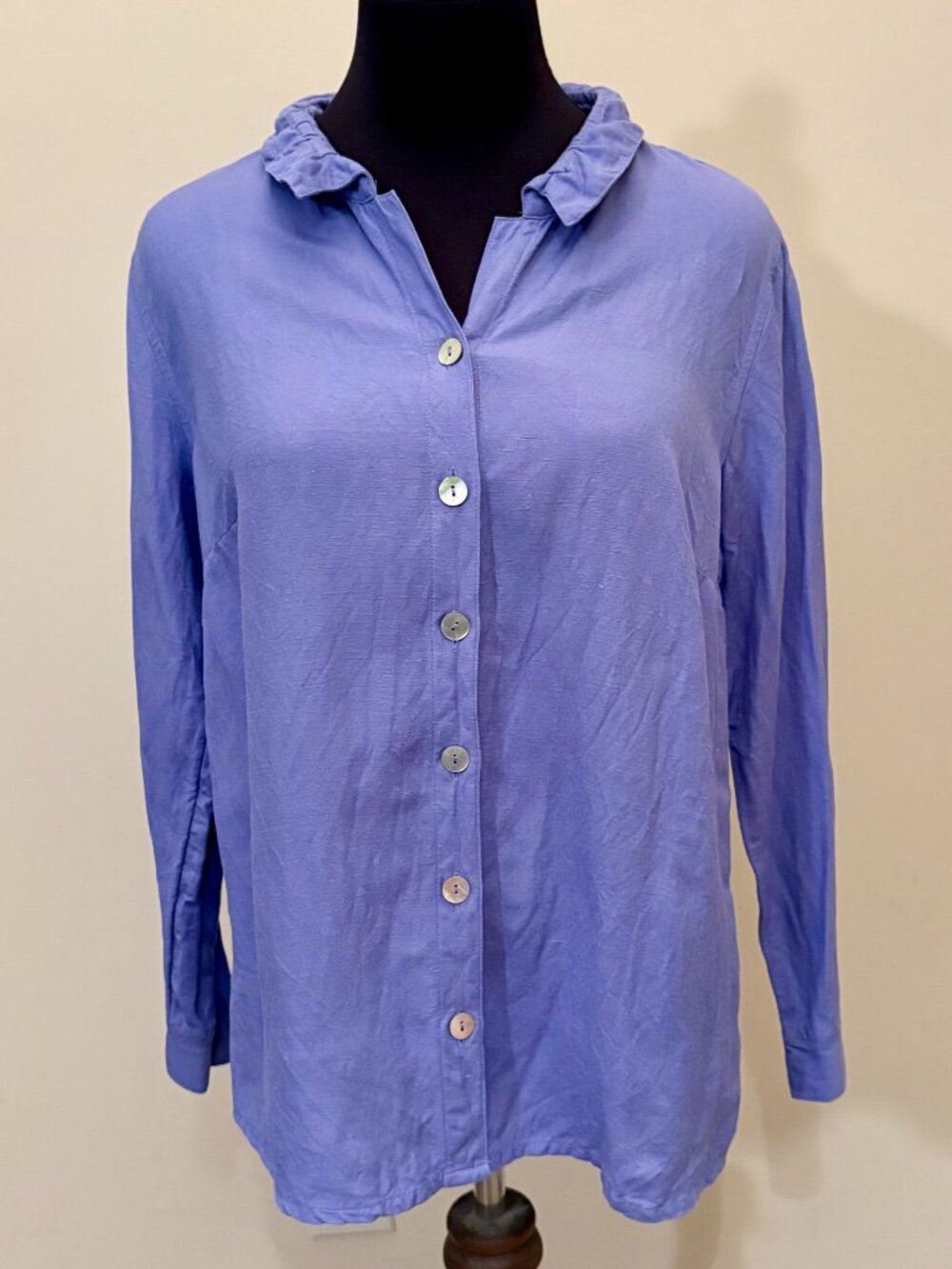 Soft Surroundings Periwinkle Blue Linen Blend Ruffle Button Top Blouse Medium